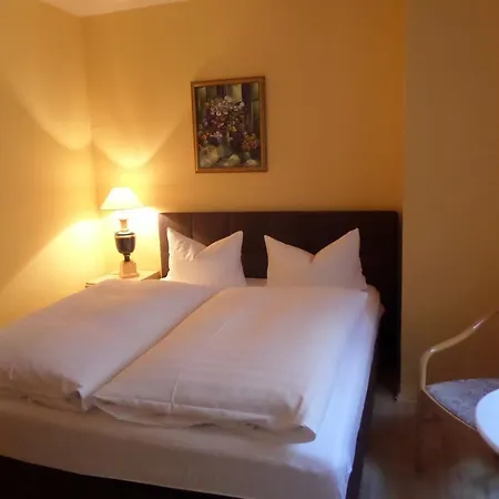 Sudenburger Hof Konukevi 2*